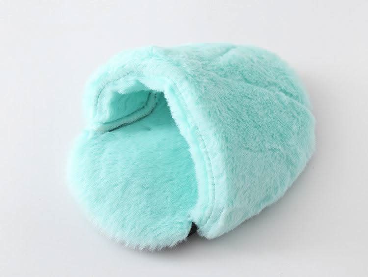 Cozy Critter Haven: Plush Pet Mat For Hamsters, Hedgehogs, Chinchillas, And Rabbits by Dog Hugs Cat
